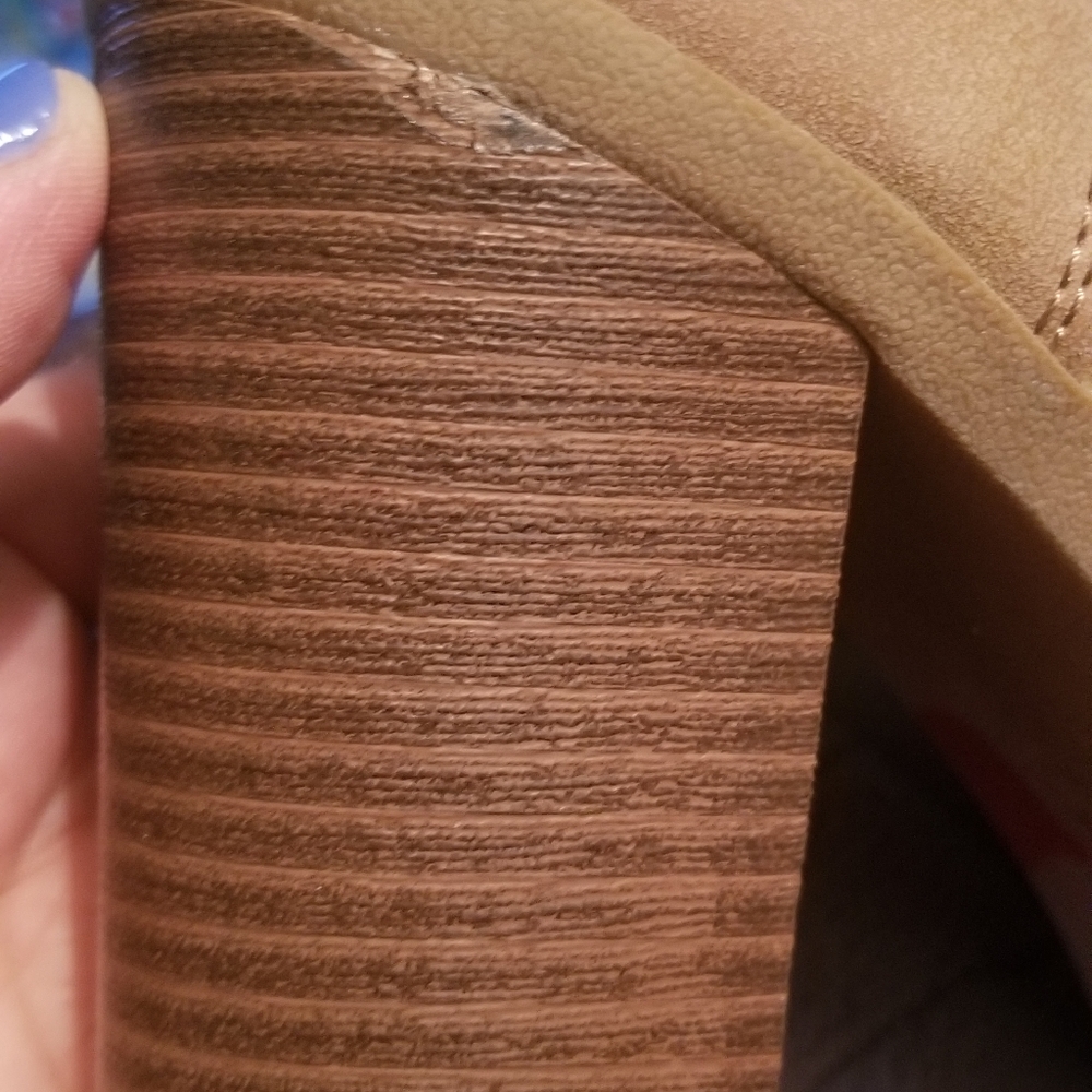 Guess Tan Lace Up Zip Up Light Brown Boots - Picture 15 of 16